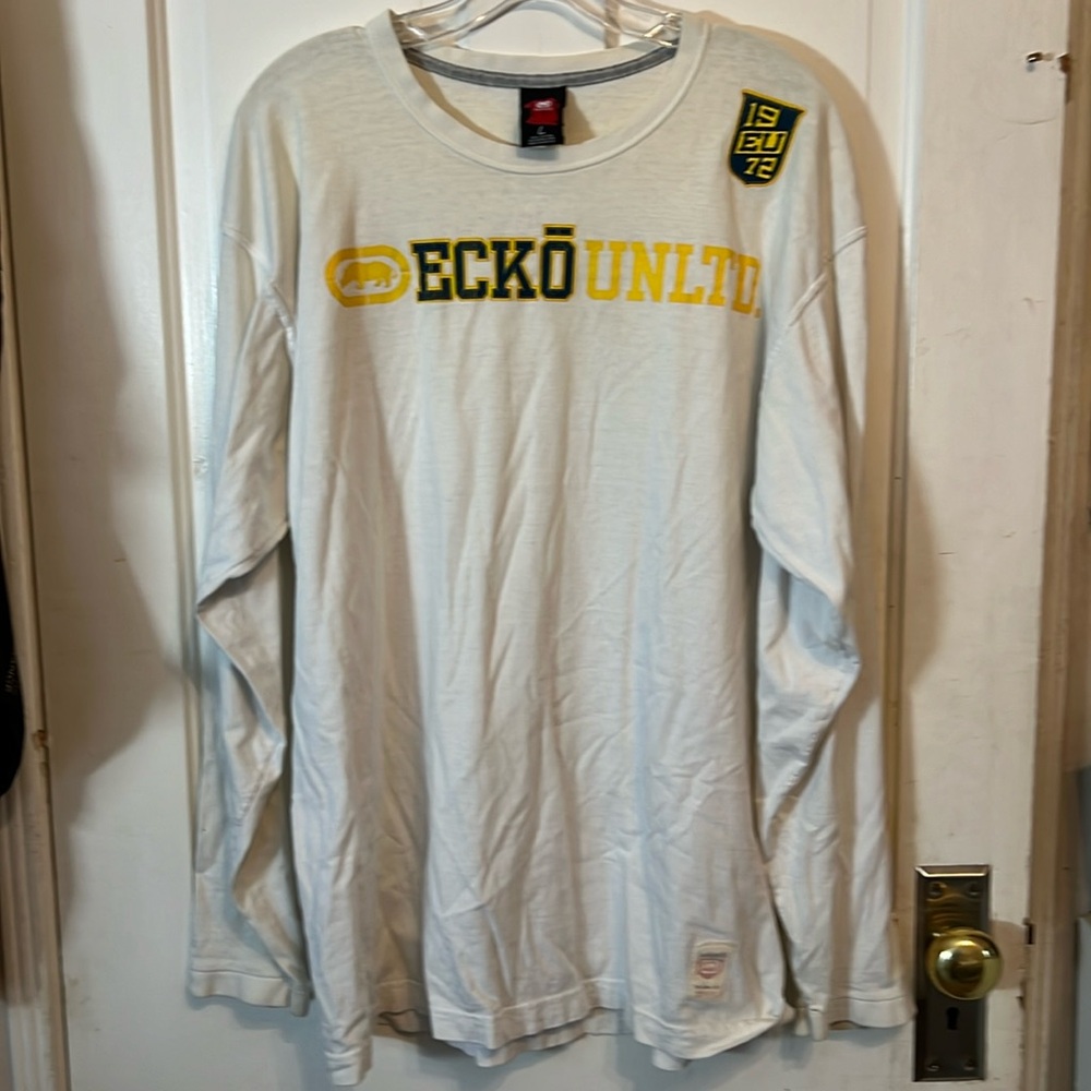 Ecko Unltd Size L long sleeve shirt great condition